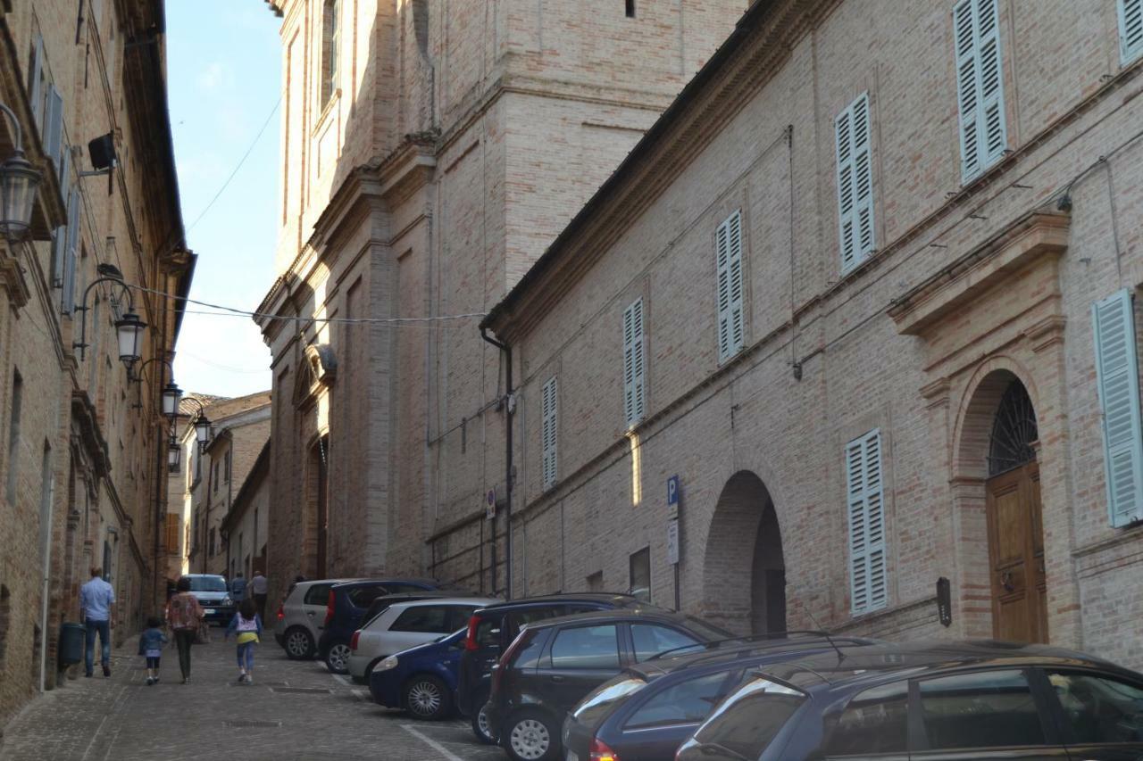 Hotel Palazzo Roberti Monte San Giusto Exterior foto