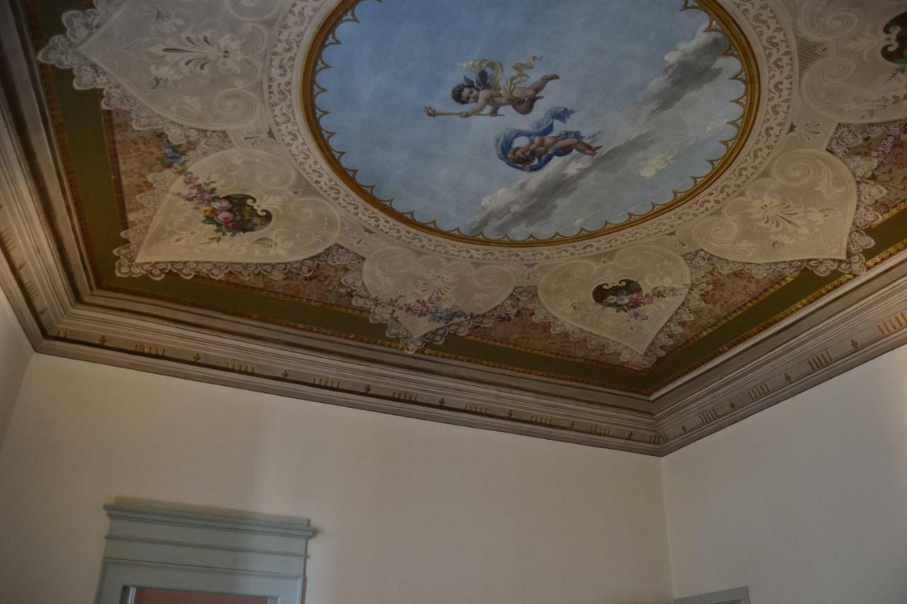 Hotel Palazzo Roberti Monte San Giusto Exterior foto